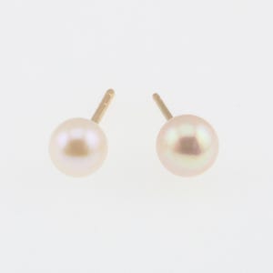 14k Yellow Gold Pearl Estate Stud Earrings