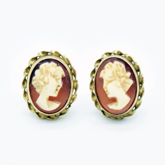 14k Yellow Gold Estate Oval Carved Cameo Post Ear… - image 1