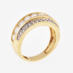 14k Yellow Gold Estate CZ Gemstone Wedding Band/Ring Size 5.25