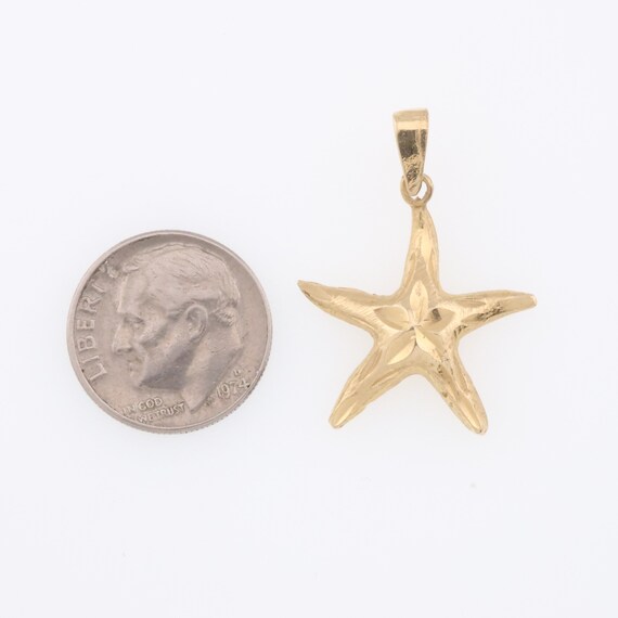 14k Yellow Gold Textured Starfish Estate Pendant - image 3