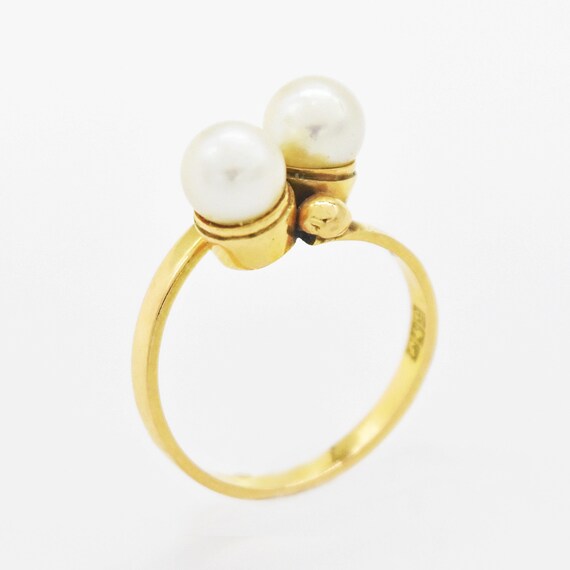 14k Yellow Gold Vintage Double Pearl Ring Size 7 - image 1