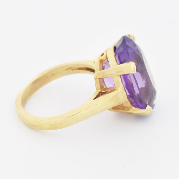 14k Yellow Gold Estate Oval Amethyst Ring Size 7 - image 4