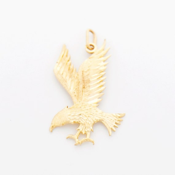 14k Yellow Gold Estate Diamond Cut Textured Eagle… - image 1
