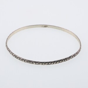 Modernist Estate Thin Textured Beau Bangle Bracelet Sterling Silver