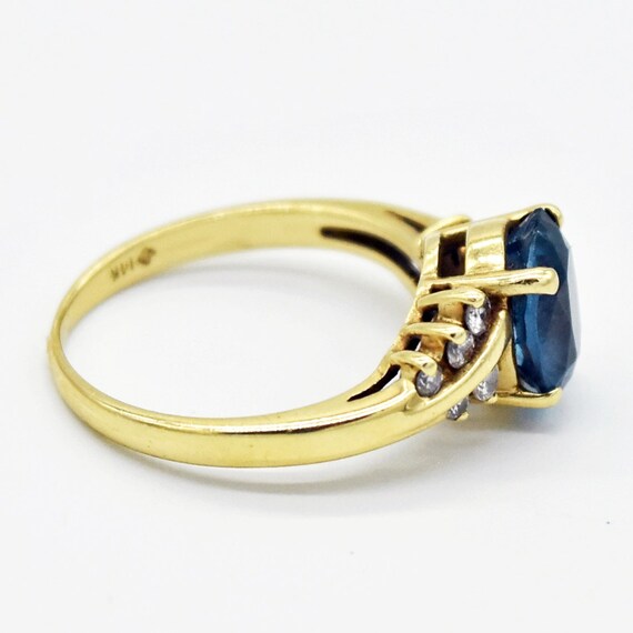 14k Yellow Gold Estate Blue Topaz & Diamond Ring … - image 3