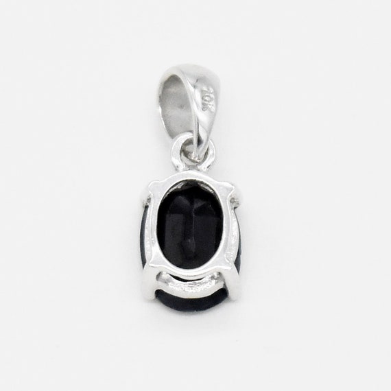 10k White Gold Estate Oval Sapphire Pendant - image 2