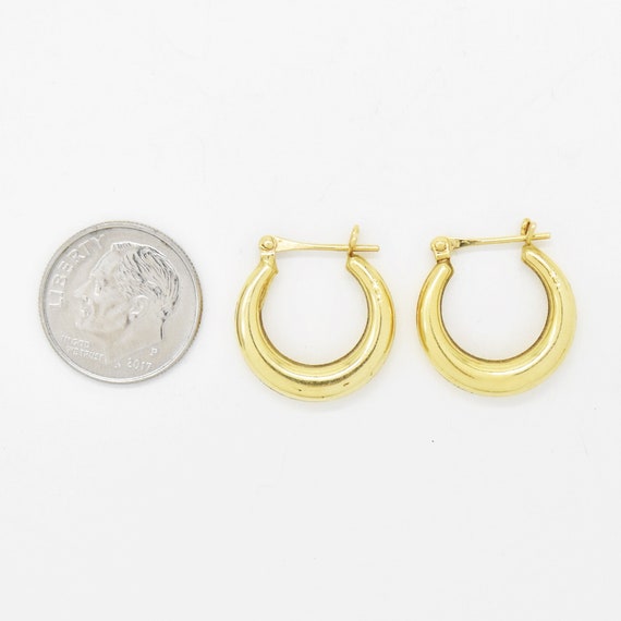 14k Yellow Gold Estate Circle Hoop Earrings - image 3