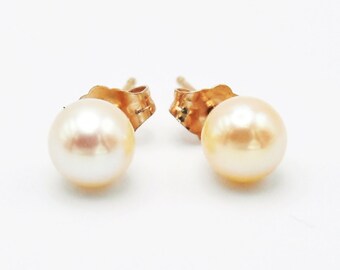 14k Yellow Gold Estate Pearl Post/Stud Earrings