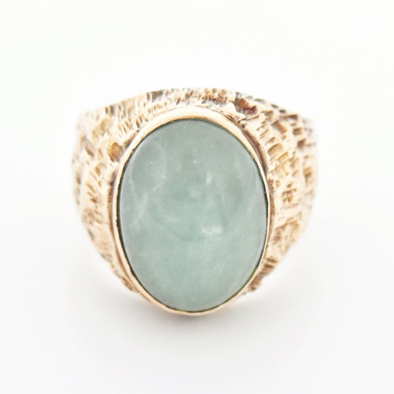 14k Yellow Gold Estate Textured Oval Jade Ring Si… - image 1