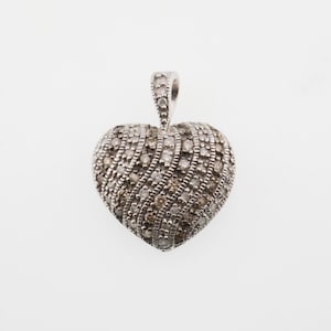 14k White Gold Estate Diamond Heart Pendant