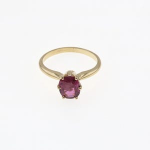 14K Yellow Gold Natural Ruby Solitaire Ring Size 6.5, 2.4g