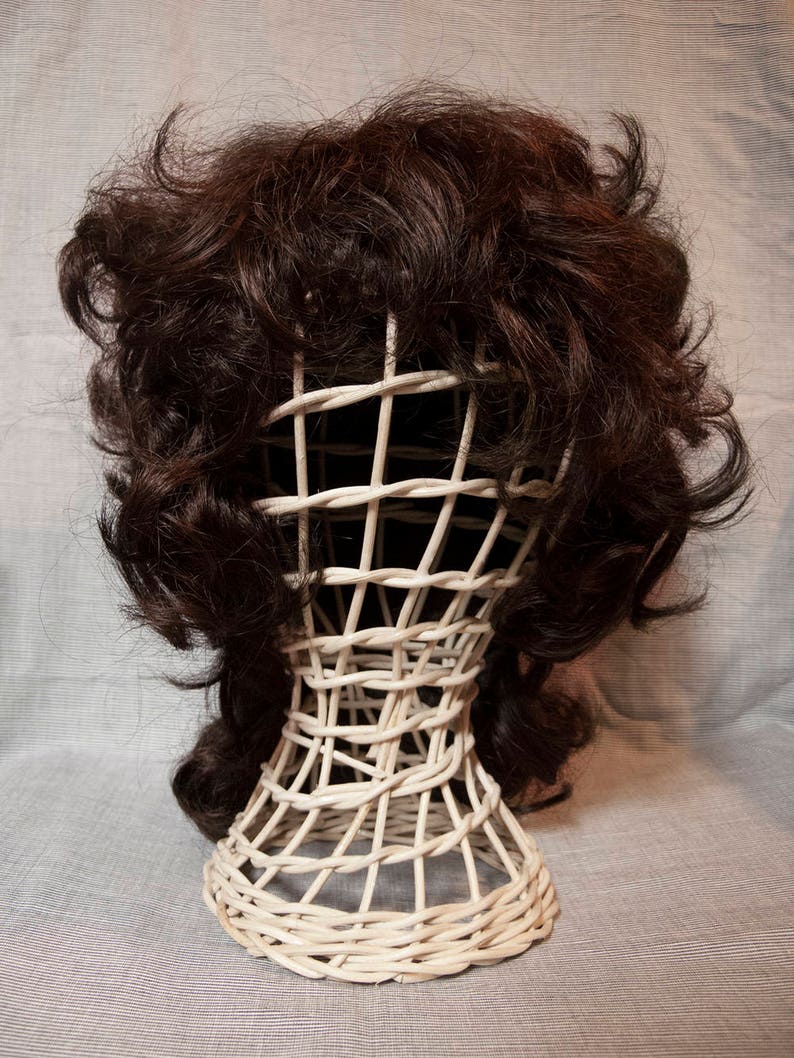Monna Lisa Wig Dark Auburn Mahogany Kanekalon