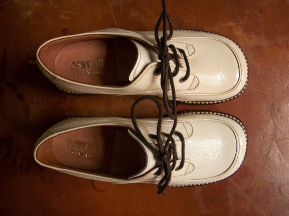 Elegant unisex Blucher shoes for children, with l… - image 4