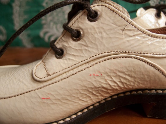 Elegant unisex Blucher shoes for children, with l… - image 9