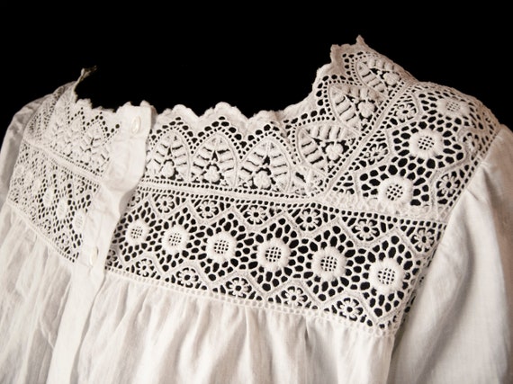 Antique cotton nightgown. Year 1910.