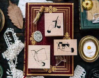 OURS Hands Set A – stemple gumowe mocowane na drewnie, oryginalny wzór stempla gumowego do rękodzieła i prowadzenia dziennika, gesty dłonią, artykuły papiernicze, poczta ślimakowa