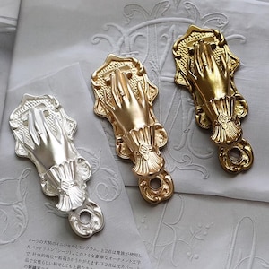 Ornate Vintage Hand Book Clip, Dainty Hand, Planner Holder, Metal Clip for Traveler&#39;s Notebook, Junk Journal, Clip, Brass Clip