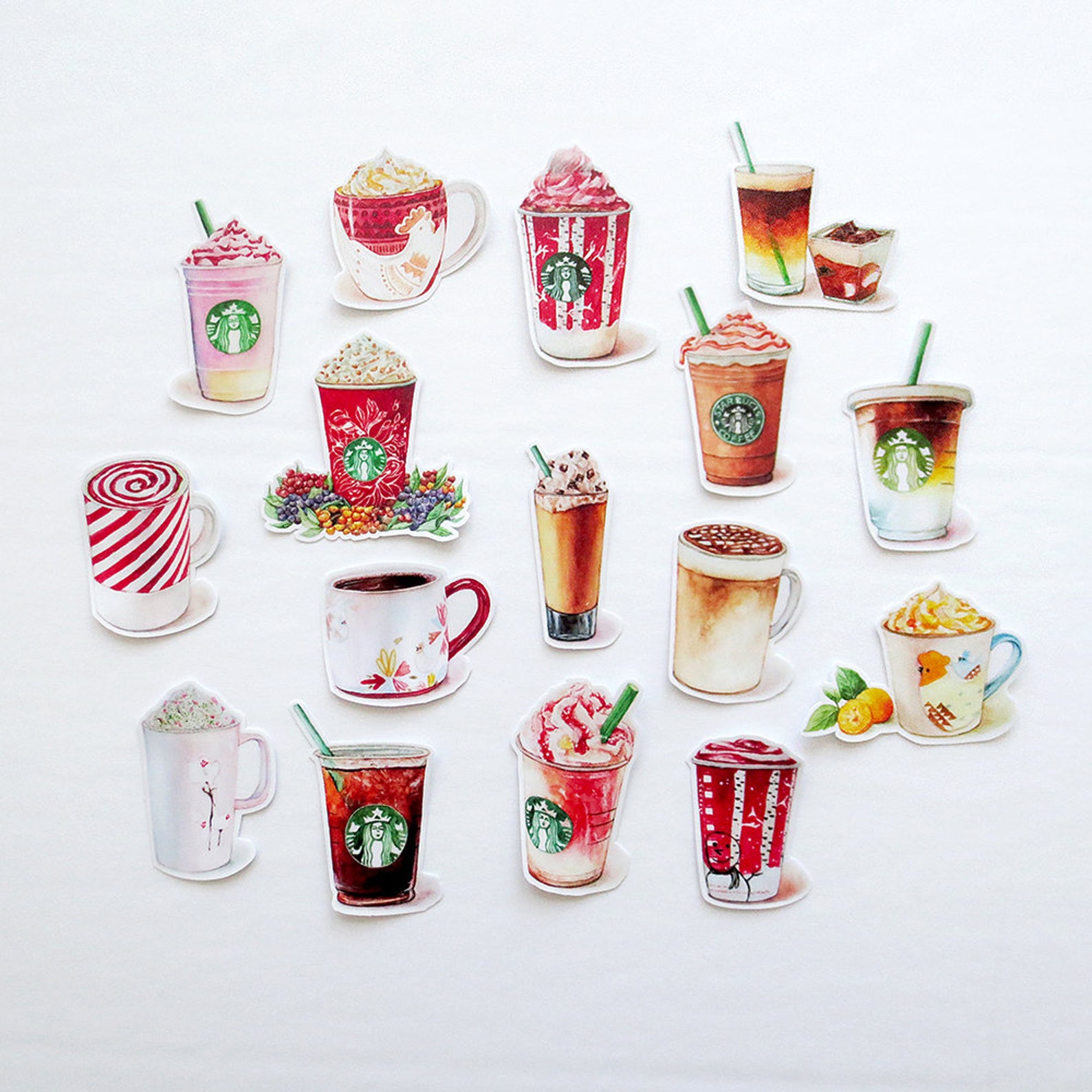 коктейли в бутылочках. стикер стаканчик с напитком. нарисованная еда. распечатки напитки. сладкие напитки.