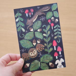 Postal del bosque de hongos, postal ilustrada de 4 patas, ardilla y búho, tarjeta de felicitación con bellota, tarjeta de cumpleaños de gato