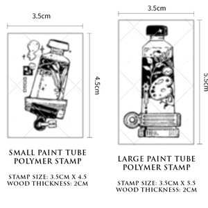 K&ouml;nnte beinhalten: Zwei schwarz-wei&szlig;e Polymer-Stempel von Farbtuben. Der kleinere Stempel misst 3,5 cm x 4,5 cm und der gr&ouml;&szlig;ere Stempel misst 3,5 cm x 5,5 cm. Beide Stempel sind 2 cm dick.