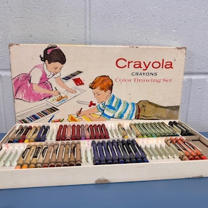 Vintage Binney & Smith Crayola Crayons Color Drawing Set No. 72 Sharpener 1958