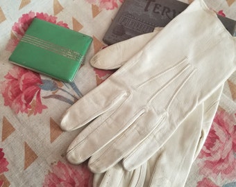 French vintage cream white leather gloves size 8