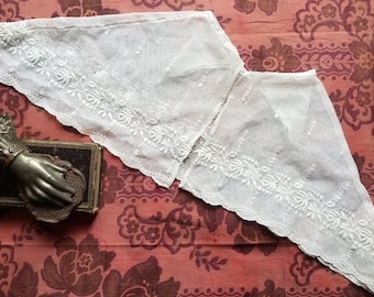 French antique embroidered tulle collar