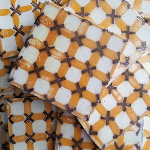 Antique French lot of 27 yellow and white kitchen tiles. Fourmaintraux Desvres