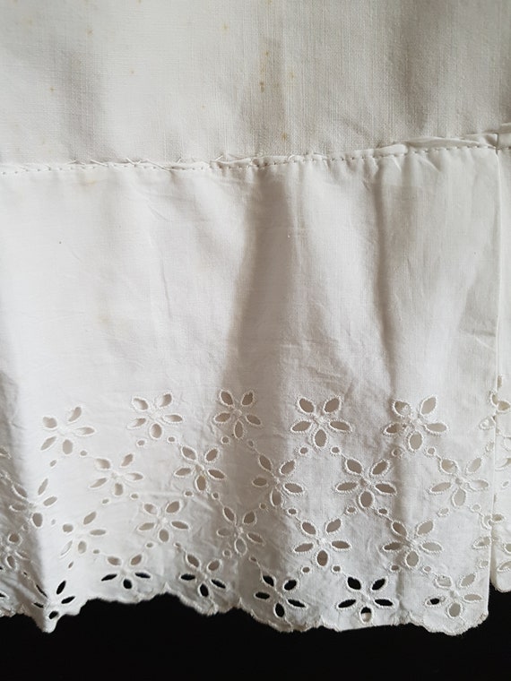 French antique petticoat in heavy cotton / white … - image 2