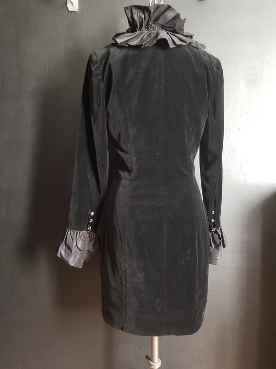 Vintage black velvet Givenchy dress. Size 40 - image 7