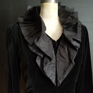 Vintage black velvet Givenchy dress. Size 40