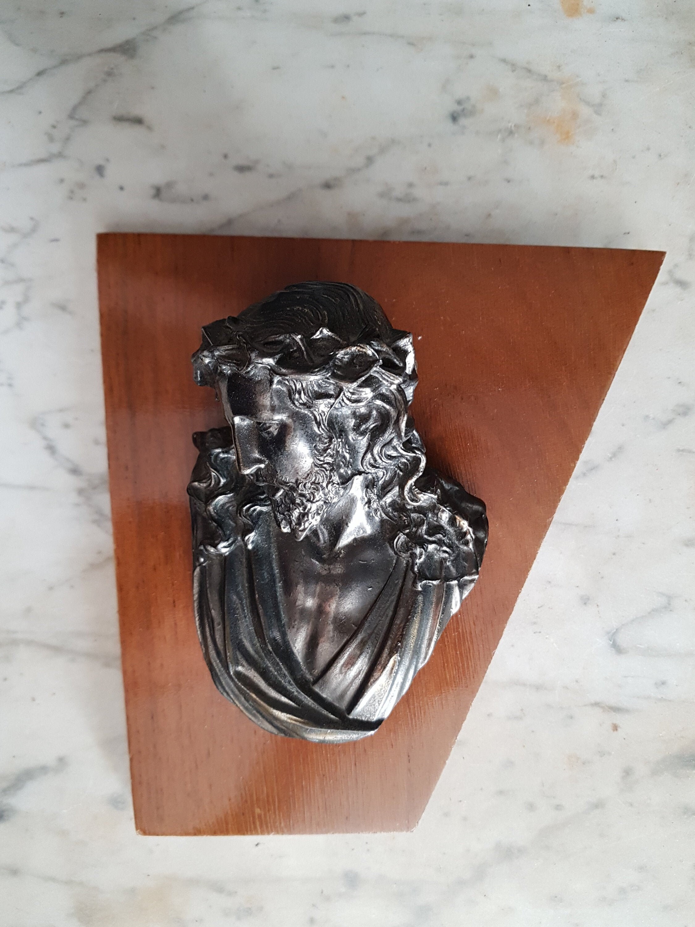 Français Buste Vintage de Jésus sur Une Plaque Murale en Bois