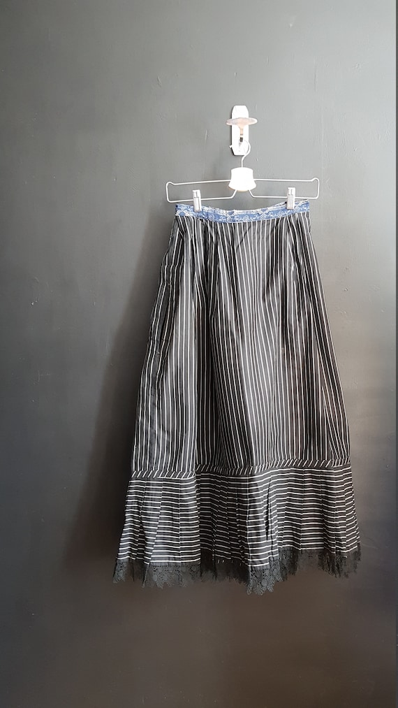 Antique French Petticoat Dress / chore skirt