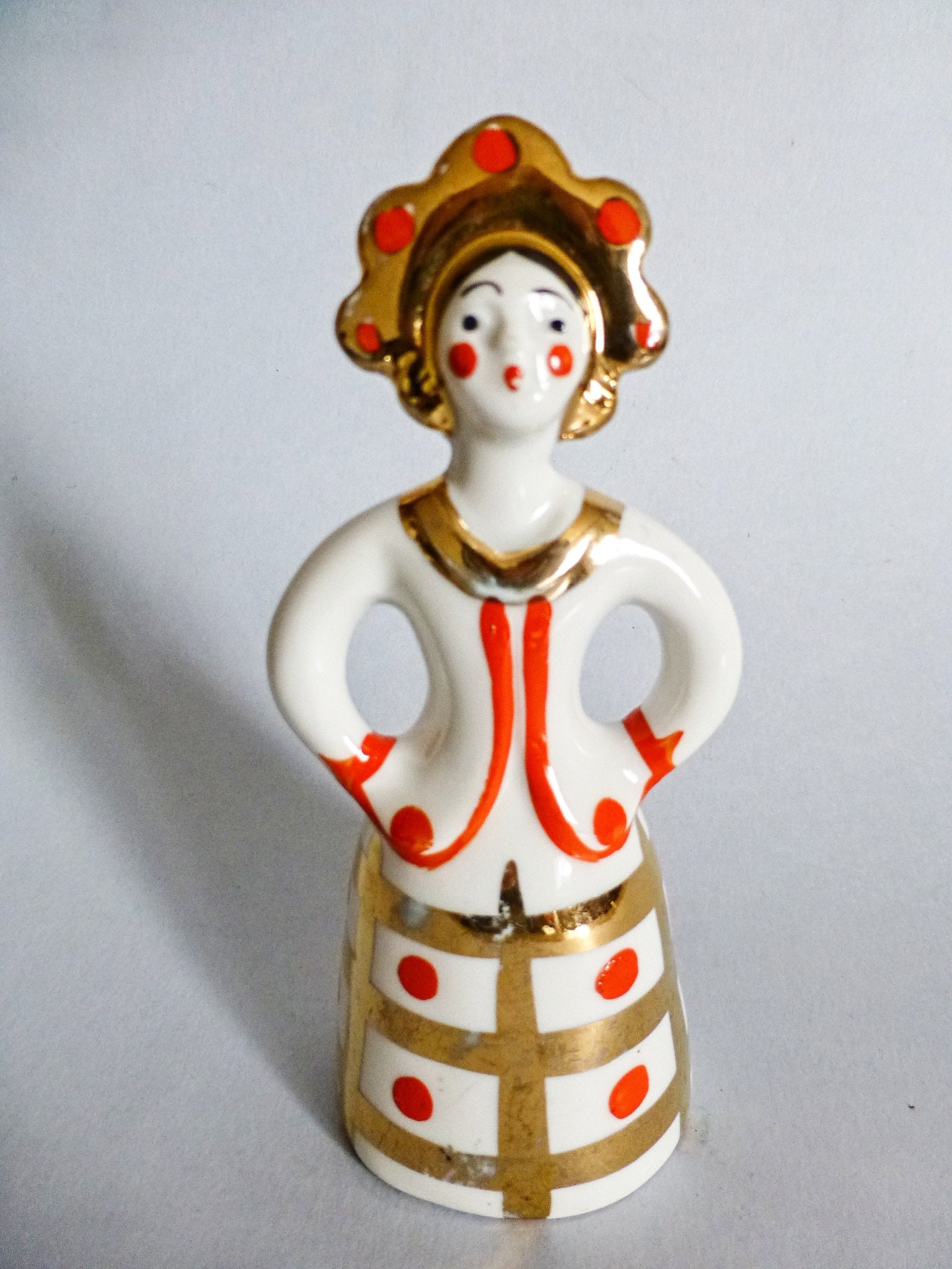 ロシア製　磁器像　ダンサー　ビンテージ ヴィンテージ磁器製ロシア女性置物、手描き - Etsy 日本