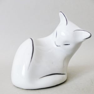 Vintage Hollohaza Porcelain Cat Figurine - Hungarian Art Deco Kitty