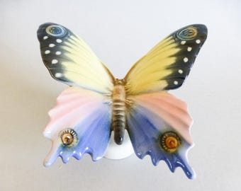 Figura de mariposa de porcelana Volkstedt vintage: pieza de colección pintada a mano.