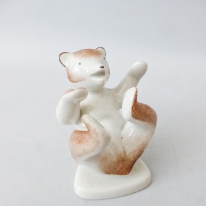 Bear cub figurine,Baby  bear,Vintage,Hungarian porcelain animal figurine,vintage figurine,playing bear cub FREE SHIPPING