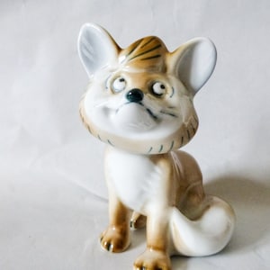 Vintage Zsolnay Porcelain Fox Figurine - Hand Painted Hungarian Statuette