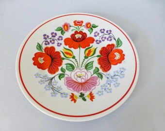 Vintage porcelain  plate, Hungarian Hollohaza  porcelain wall plate FREE SHIPPING+ Gift Jewelry