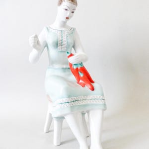 Large,Vintage Hollohaza porcelain pepper sewing lady FREE SHIPPING