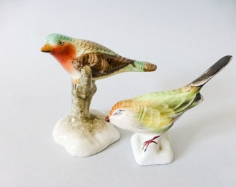 Bird on branch,2 pcs finch figurine Vintage Hungarian porcelain bird figurine set FREE SHIPPING