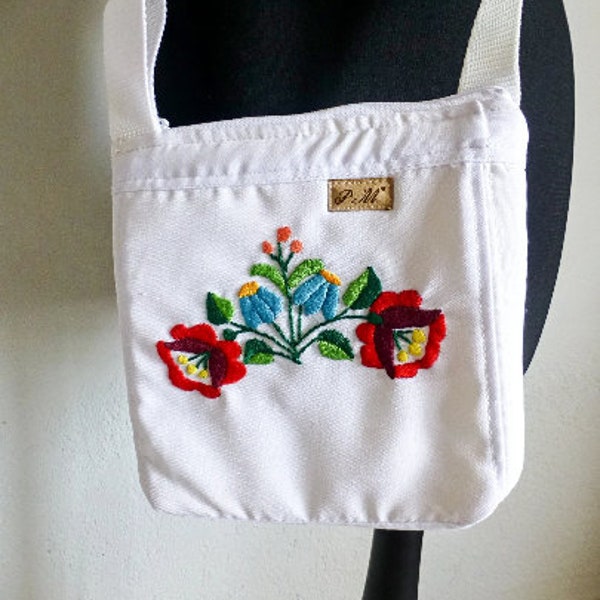 White Crossbody bag, Hungarian Traditional Kalocsa Crossbody bag,White bag,Floral handembroidered bag,adjustable straper FREE SHIPPING