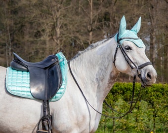 Mint green saddle pad,  saddle pad mint, dressage saddle pad horse, glossy pistache color pad (NOTE with out the fly bonnet!)