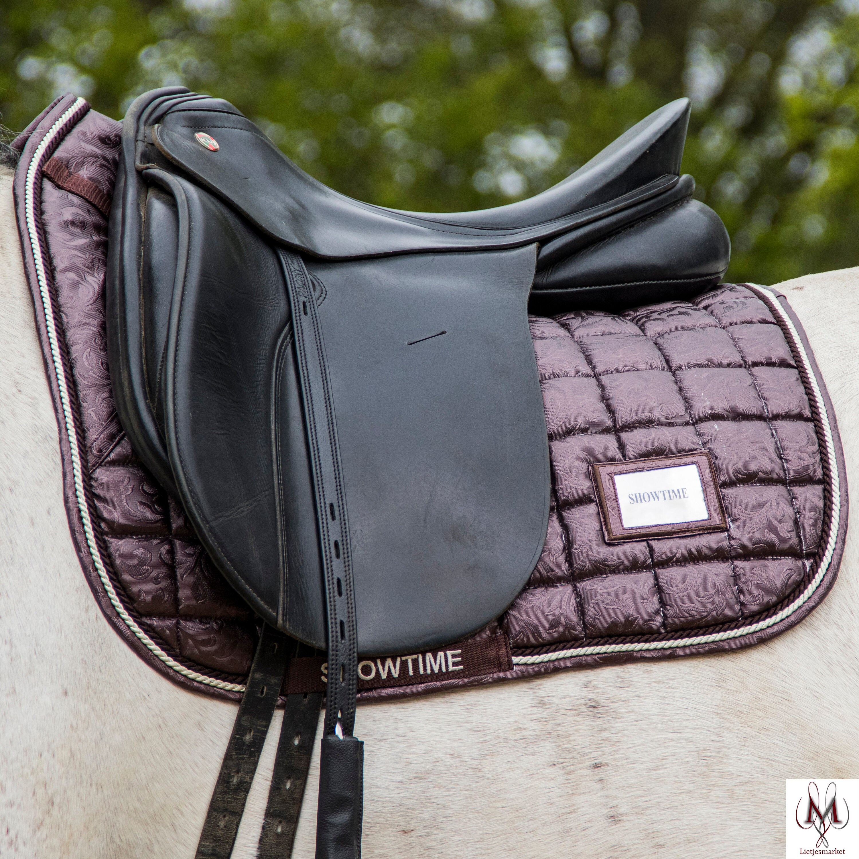 Dressage Saddle Pad in Beautifull Colors With Glossy Flower Etsy UK