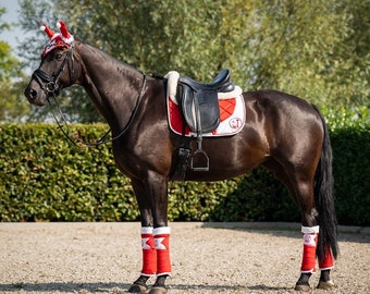 Red christmas set for horse and pony, chrismas saddle pad, red fly bonnet, christmas halter, delivery november 2022