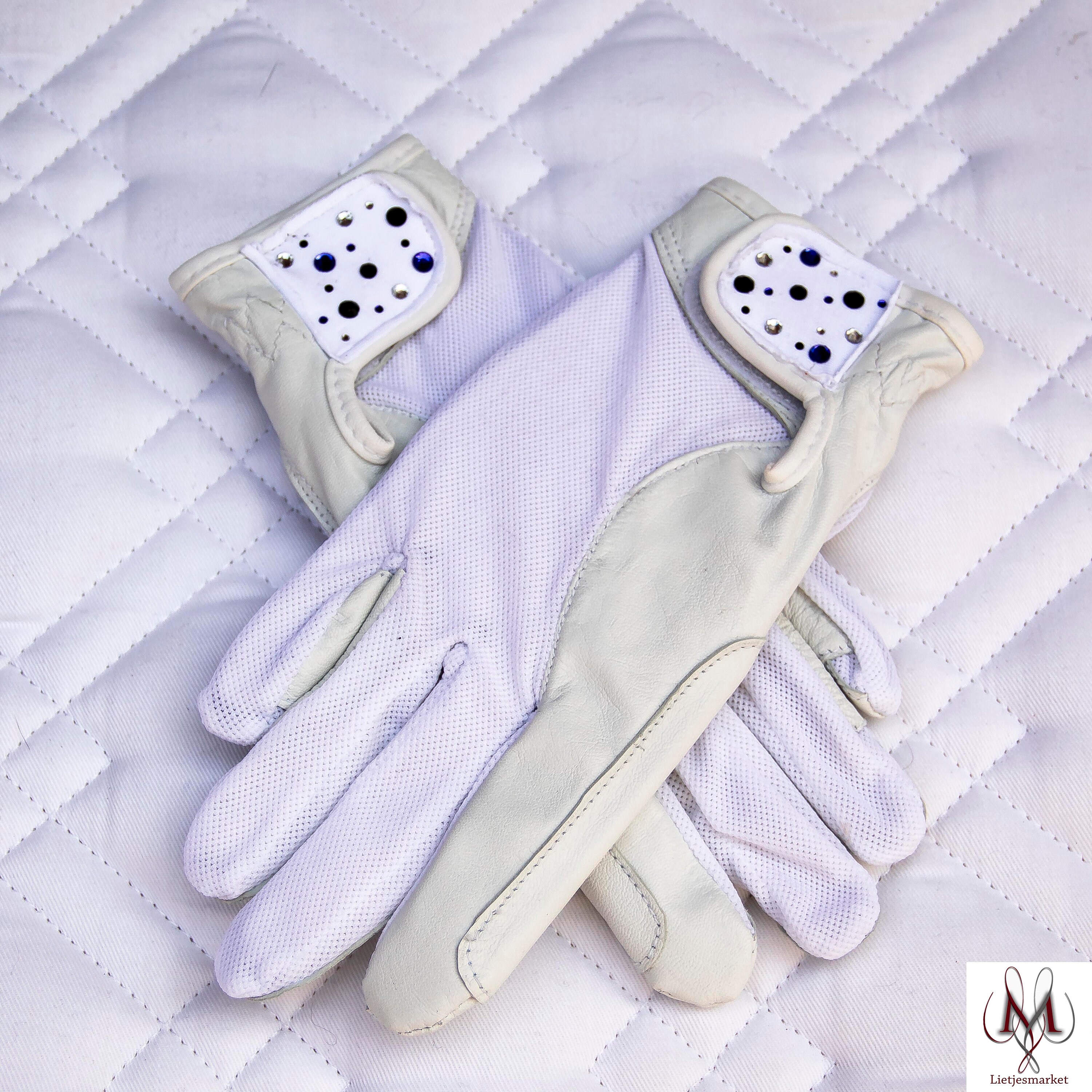 White hotsell dressage gloves