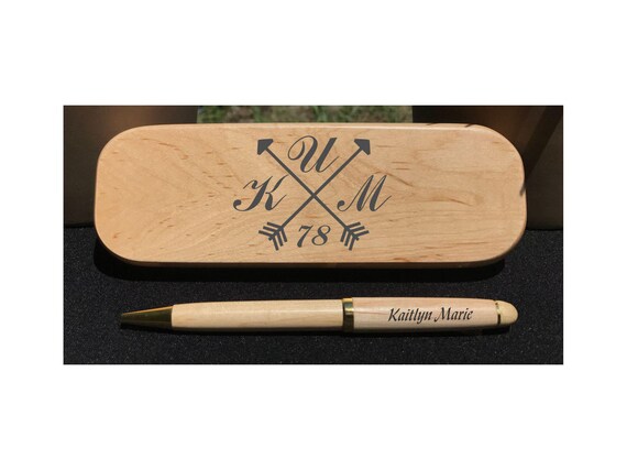Personalized Maple Pen Box Set – Custom Engraved Arrow Monogram Pen Case Gift