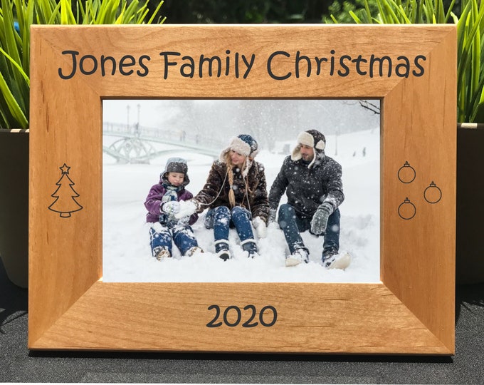 Family Christmas // Personalized Engraved Photo Frame // Picture Frame