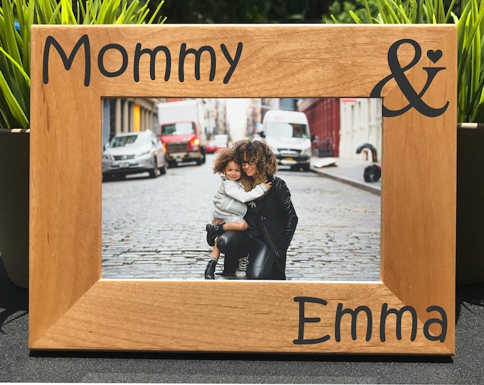 Mommy and Child ~ Personalized Engraved Photo Frame ~ Mom ~ Madre ~ Momma ~ Mother