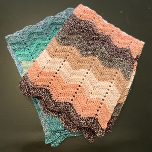 Ripple handmade crocheted baby blanket - pink or blue